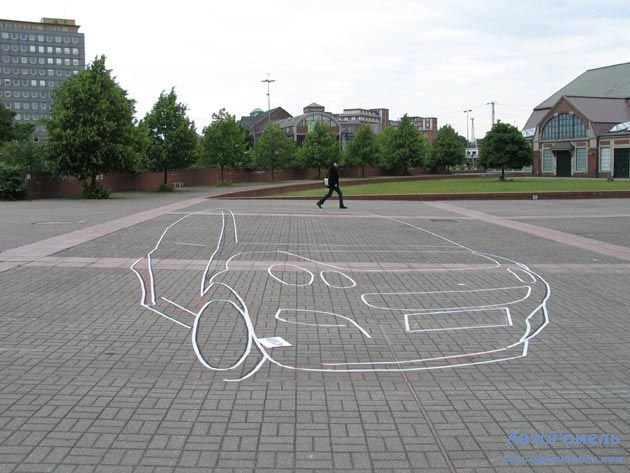 Автомобиль: рисунки на асфальте