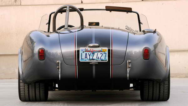 Родстер Superformance MKIII-R на базе Shelby Cobra Родстер Superformance MKIII-R на базе Shelby Cobra