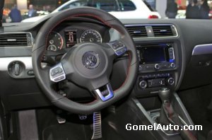Volkswagen Jetta 2012 – почти бизнес класс