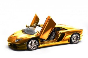Золотой Lamborghini может стать вашим за $7 млн