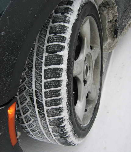 Почему зимние шины так важны для безопасности автовладельца?