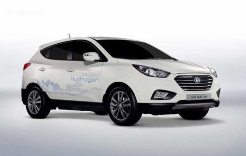 Hyundai представил новые ix35 и i40