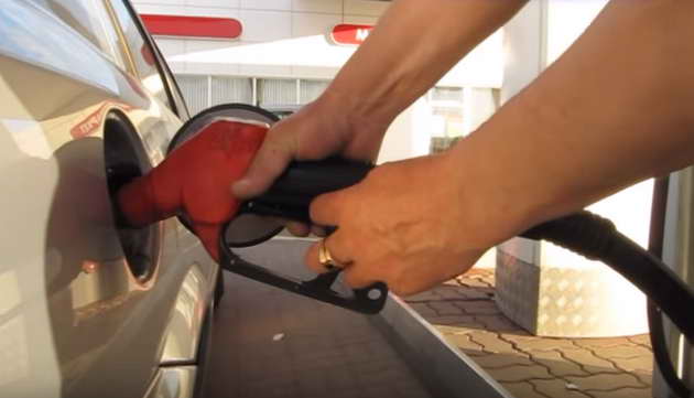 Белнефтехим планирует на 23% повысить стоимость бензина