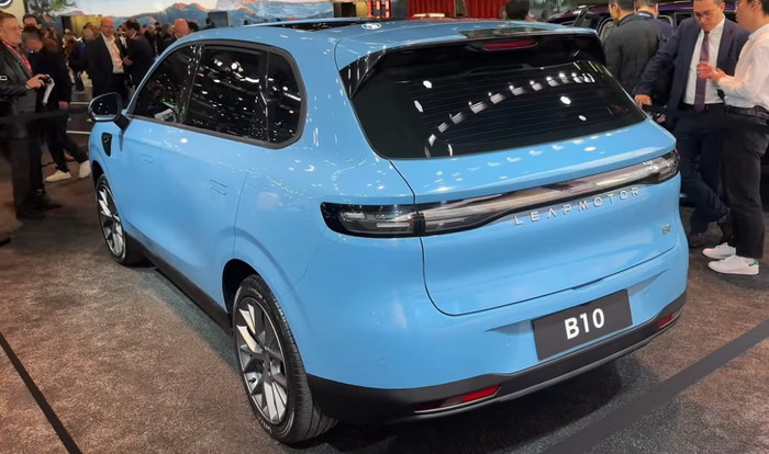 фото Leapmotor B10