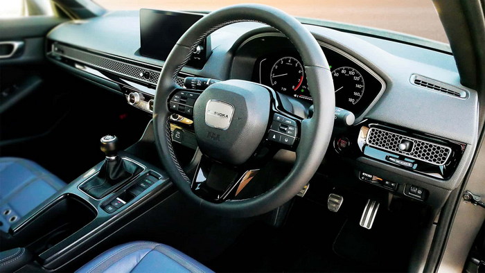 салон Мицуока М55