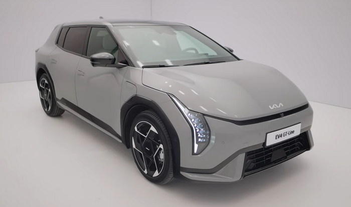 Седан Kia EV4