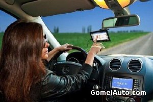 Как правильно установить GPS навигатора в автомобиле. Обучающее видео
