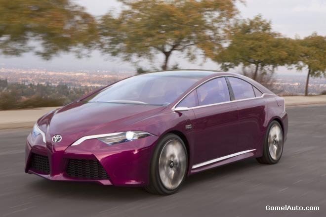 Новая Toyota Prius Новая Toyota Prius