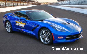 2014 Chevrolet Corvette станет официальным автомобилем гонок 2013 Indy 500 Pace