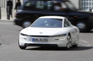 Volkswagen рассматривает возможность выпуска XL1 с двигателем от Ducati