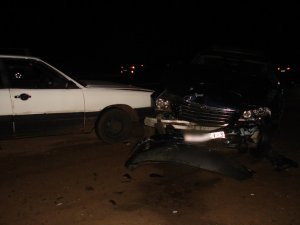 2 погибших в результате столкновения Peugeot 607 и Chrysler Pacifica