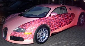 Розовый Veyron уйдет с молотка на благотворительном аукционе