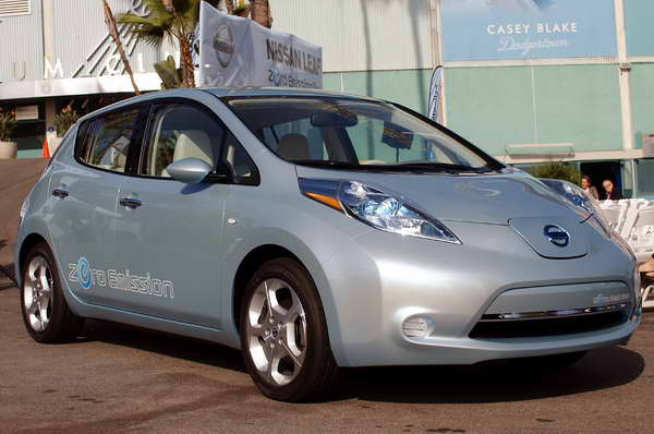 Nissan Leaf Великобритания: 100 000 штук