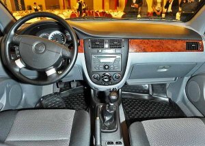 Обзор автомобиля Daewoo Gentra 2013 года