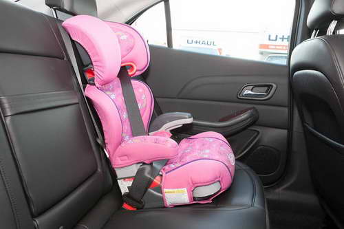 детское автокресла: безопасность ребенка в автомобиле