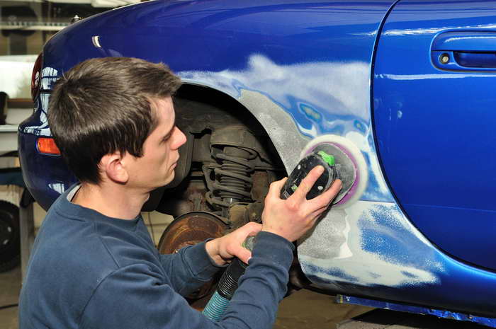 Кузовной ремонт автомобиля: важные сведения
